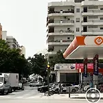 Moderno Centro De *