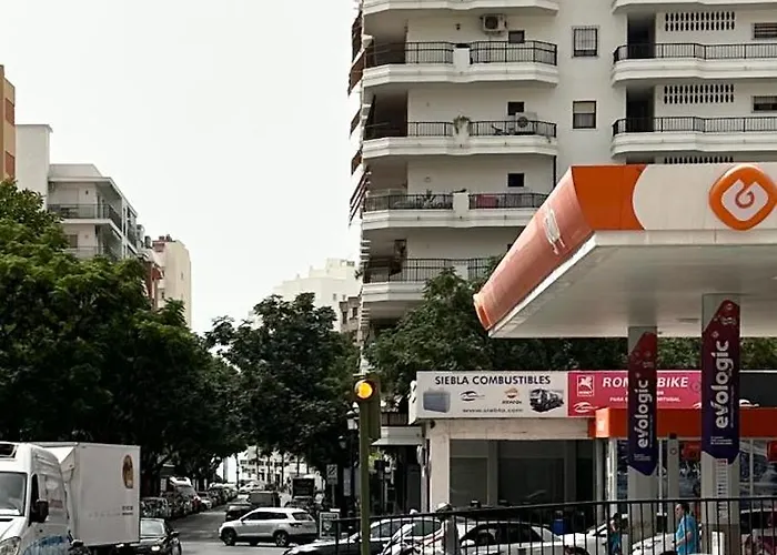 Moderno Centro De *